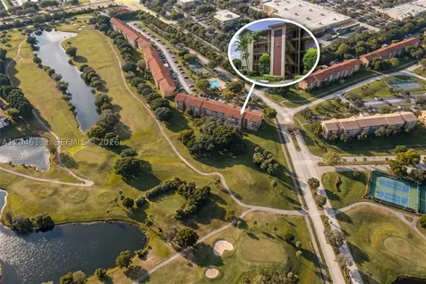 500 SW 130th Terrace Pembroke Pines FL 33027