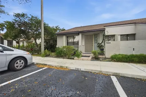 7924 NW 10th Street Plantation FL 33322