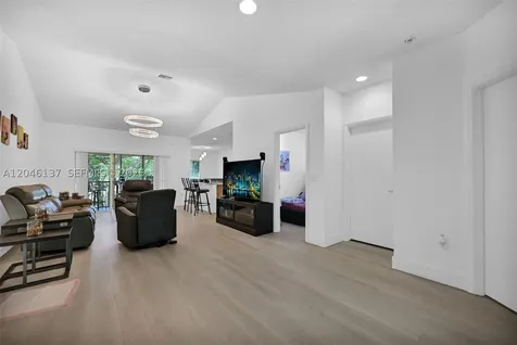 16379 Malibu Drive Weston FL 33326