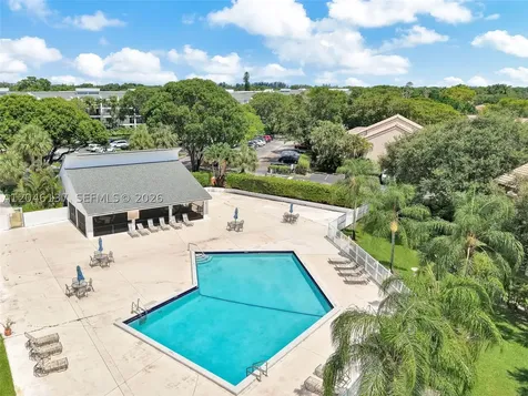 16379 Malibu Drive Weston FL 33326