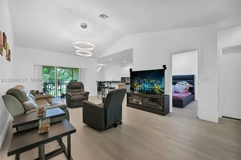 16379 Malibu Drive Weston FL 33326