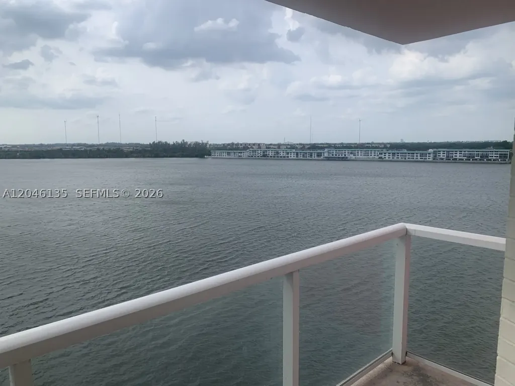 Miami FL 33179