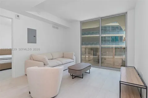 77 SE 5th Street Miami FL 33131