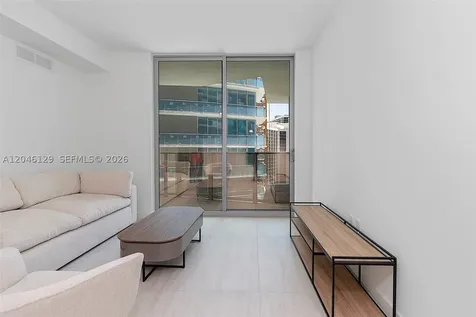 77 SE 5th Street Miami FL 33131