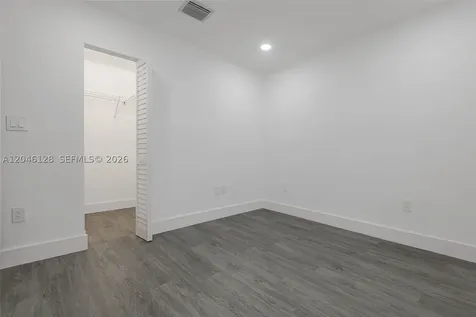 8085 NW 8th Street Miami FL 33126