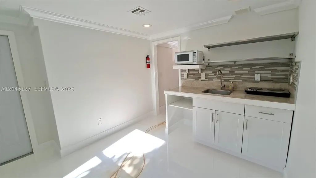 1028 S 62nd Avenue Hollywood FL 33023