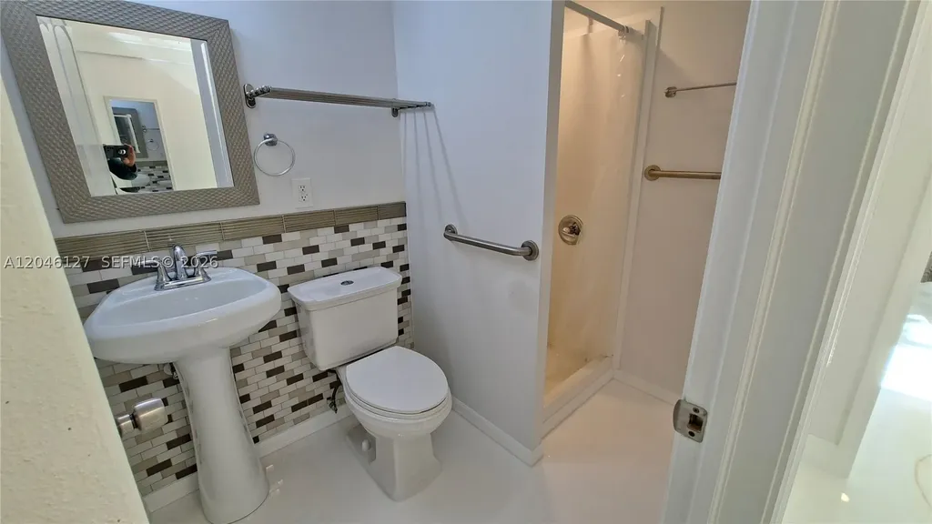1028 S 62nd Avenue Hollywood FL 33023