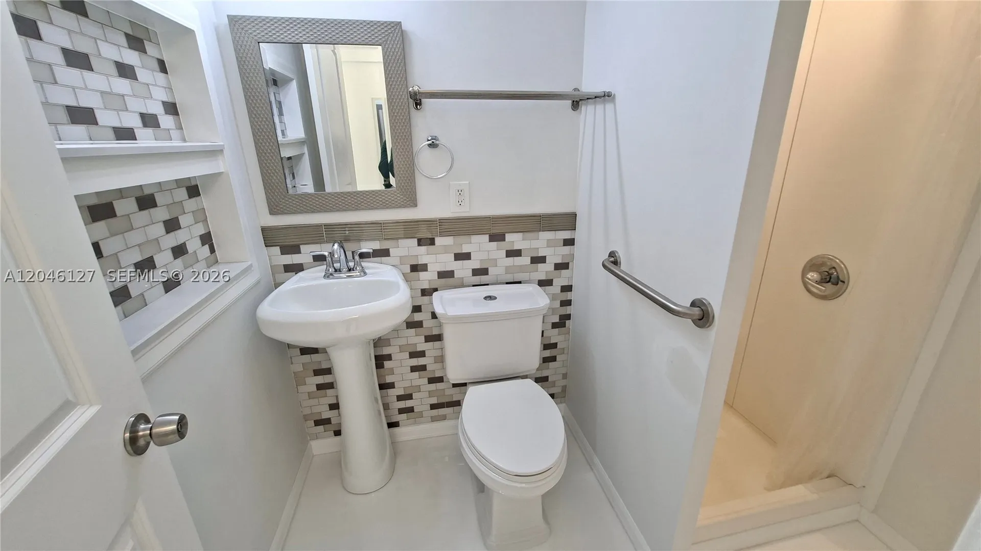 1028 S 62nd Avenue Hollywood FL 33023
