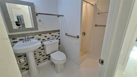 1028 S 62nd Avenue Hollywood FL 33023