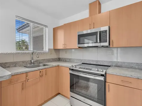 5801 NW 113th Terrace Hialeah FL 33012