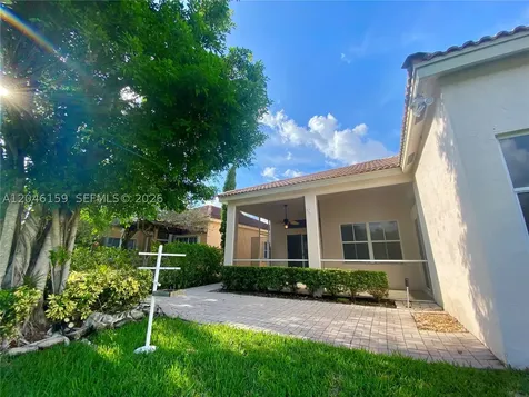 837 Tanglewood Circle Weston FL 33327