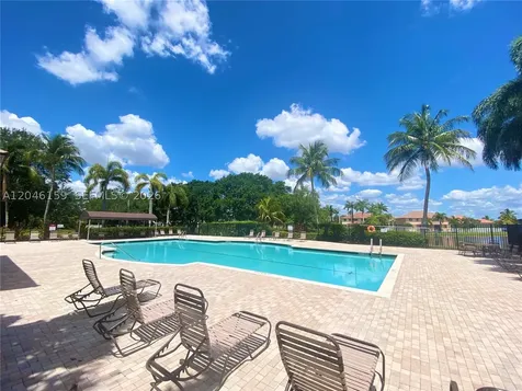 837 Tanglewood Circle Weston FL 33327