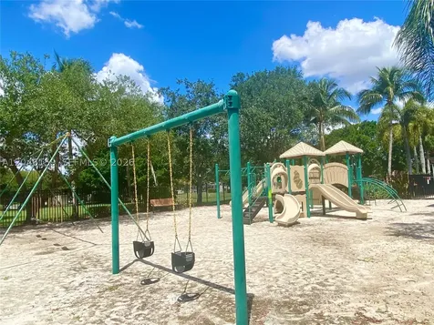 837 Tanglewood Circle Weston FL 33327