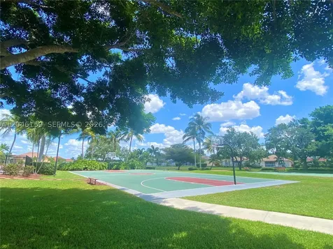 837 Tanglewood Circle Weston FL 33327