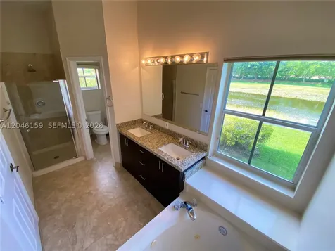 837 Tanglewood Circle Weston FL 33327