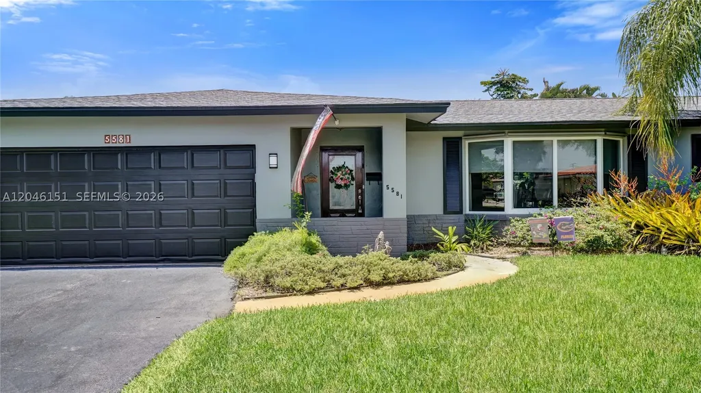5581 SW 7th Street Plantation FL 33317