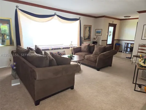 5581 SW 7th Street Plantation FL 33317