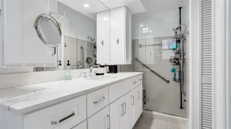 5581 SW 7th Street Plantation FL 33317