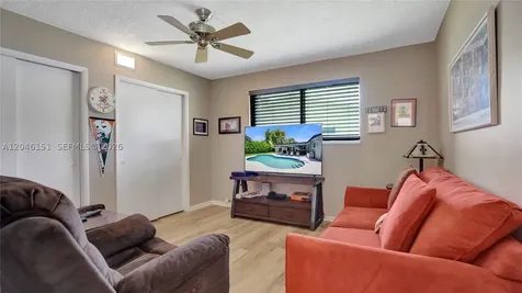5581 SW 7th Street Plantation FL 33317