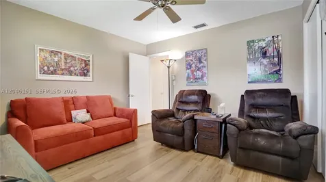 5581 SW 7th Street Plantation FL 33317