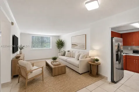 606 W 81st Street Hialeah FL 33014