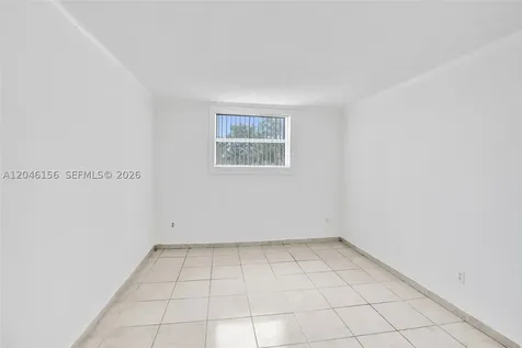 606 W 81st Street Hialeah FL 33014