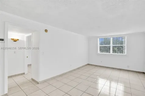606 W 81st Street Hialeah FL 33014