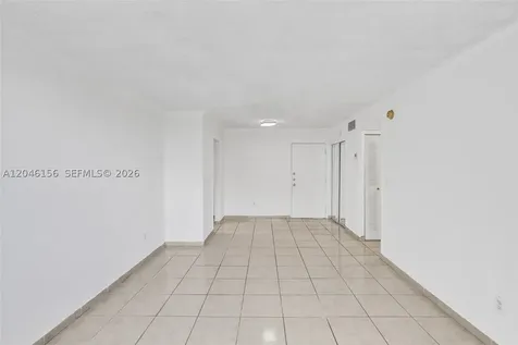 606 W 81st Street Hialeah FL 33014