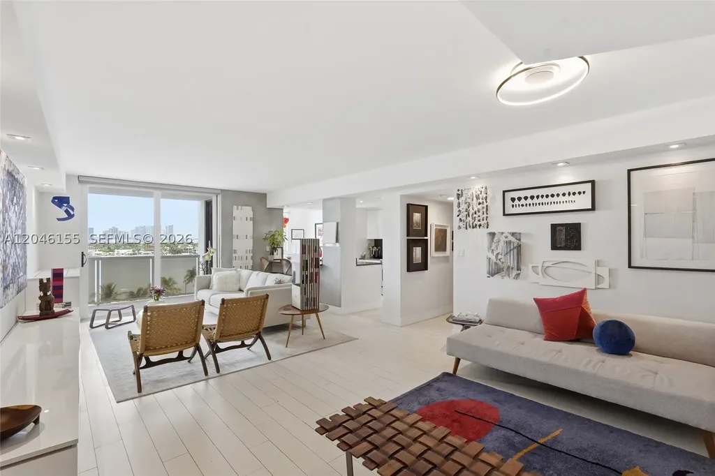 9 Island Avenue Miami Beach FL 33139