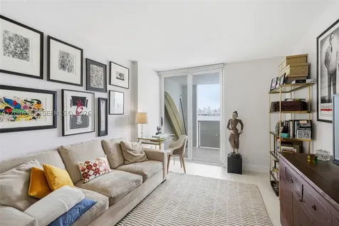 9 Island Avenue Miami Beach FL 33139