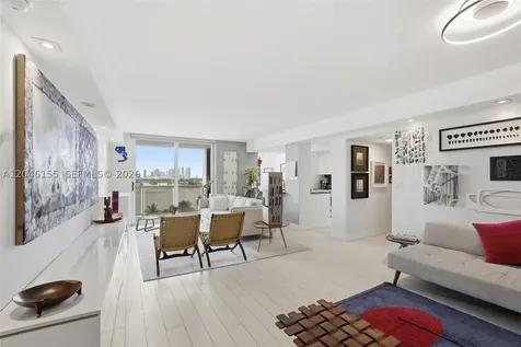 9 Island Avenue Miami Beach FL 33139