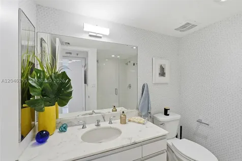 9 Island Avenue Miami Beach FL 33139