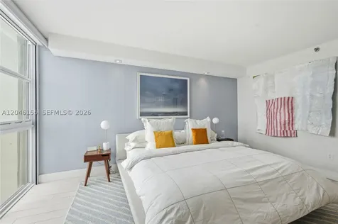 9 Island Avenue Miami Beach FL 33139