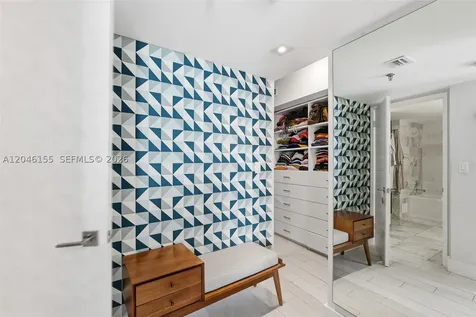 9 Island Avenue Miami Beach FL 33139