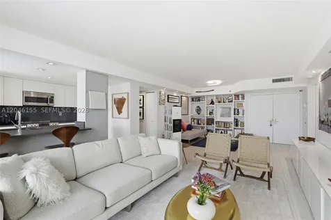 9 Island Avenue Miami Beach FL 33139