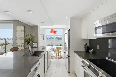 9 Island Avenue Miami Beach FL 33139
