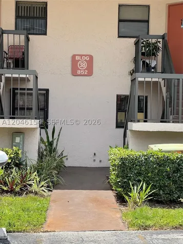 852 NE 209th Street Miami FL 33179