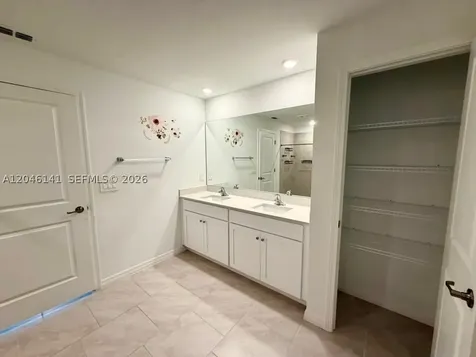 4104 NE 12th Court Cape Coral FL 33909
