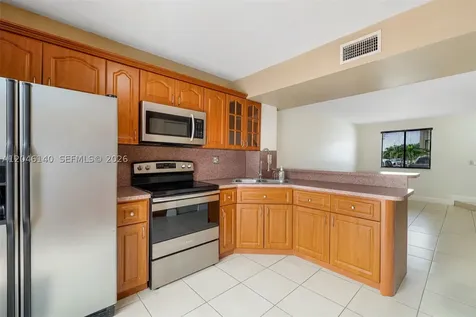 1809 SW 107th Avenue Miami FL 33165