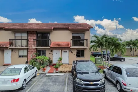 1809 SW 107th Avenue Miami FL 33165