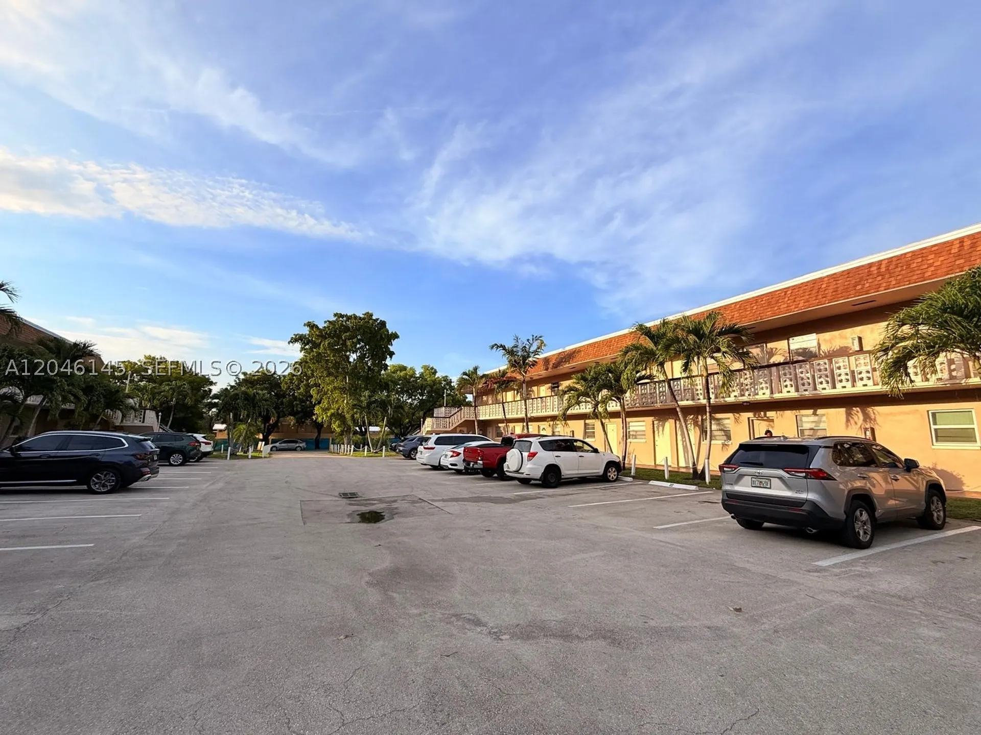 2832 Fillmore Street Hollywood FL 33020