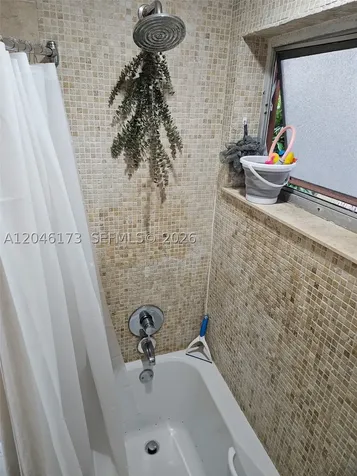 9483 SW 76th Street Miami FL 33173