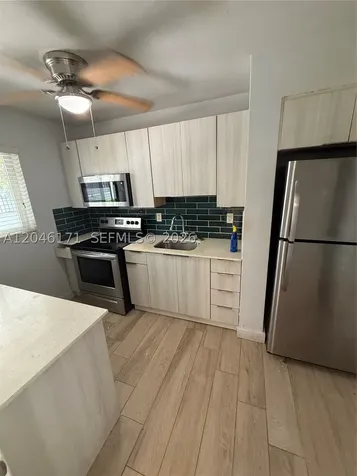 1450 Lenox Avenue Miami Beach FL 33139