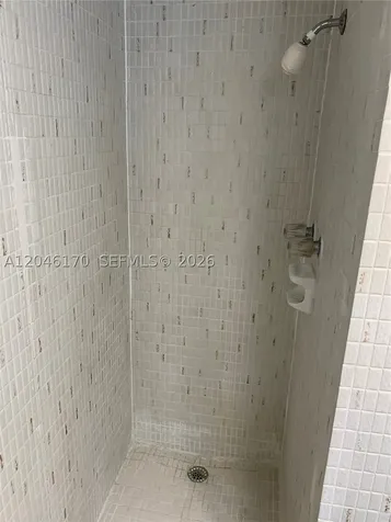 2861 Leonard Drive Aventura FL 33160
