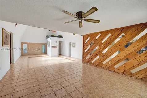 9120 SW 49th Street Cooper City FL 33328