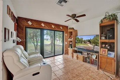 9120 SW 49th Street Cooper City FL 33328