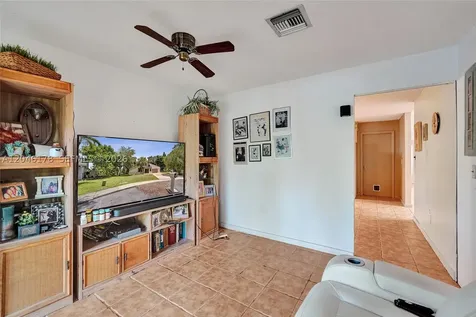 9120 SW 49th Street Cooper City FL 33328