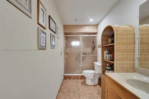 9120 SW 49th Street Cooper City FL 33328