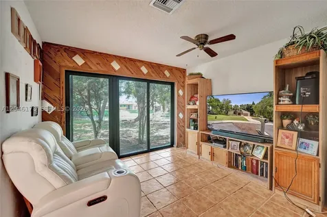 9120 SW 49th Street Cooper City FL 33328