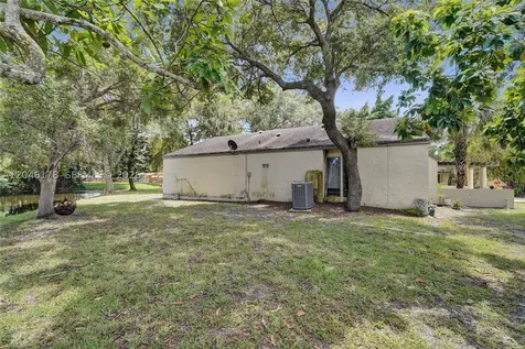 9120 SW 49th Street Cooper City FL 33328
